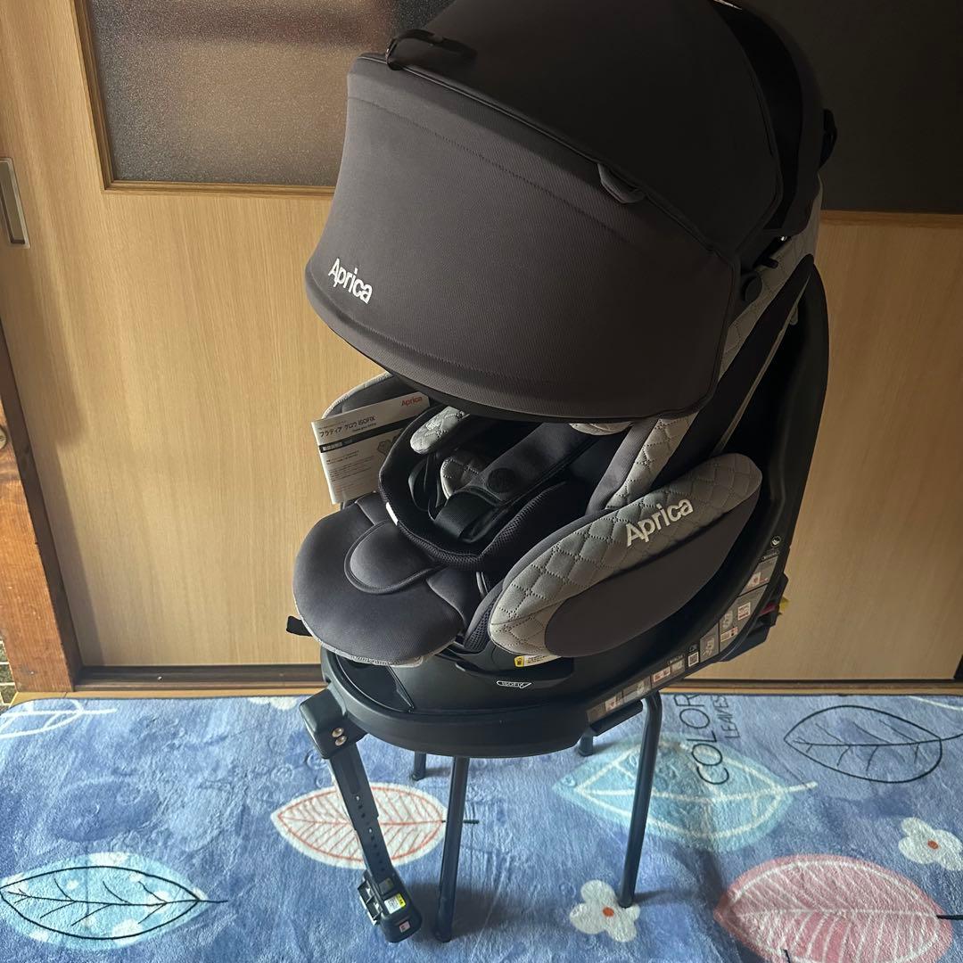 【美品】アップリカ　チャイルドシート　フラディアグロウ　ISOFIX　プレミアム