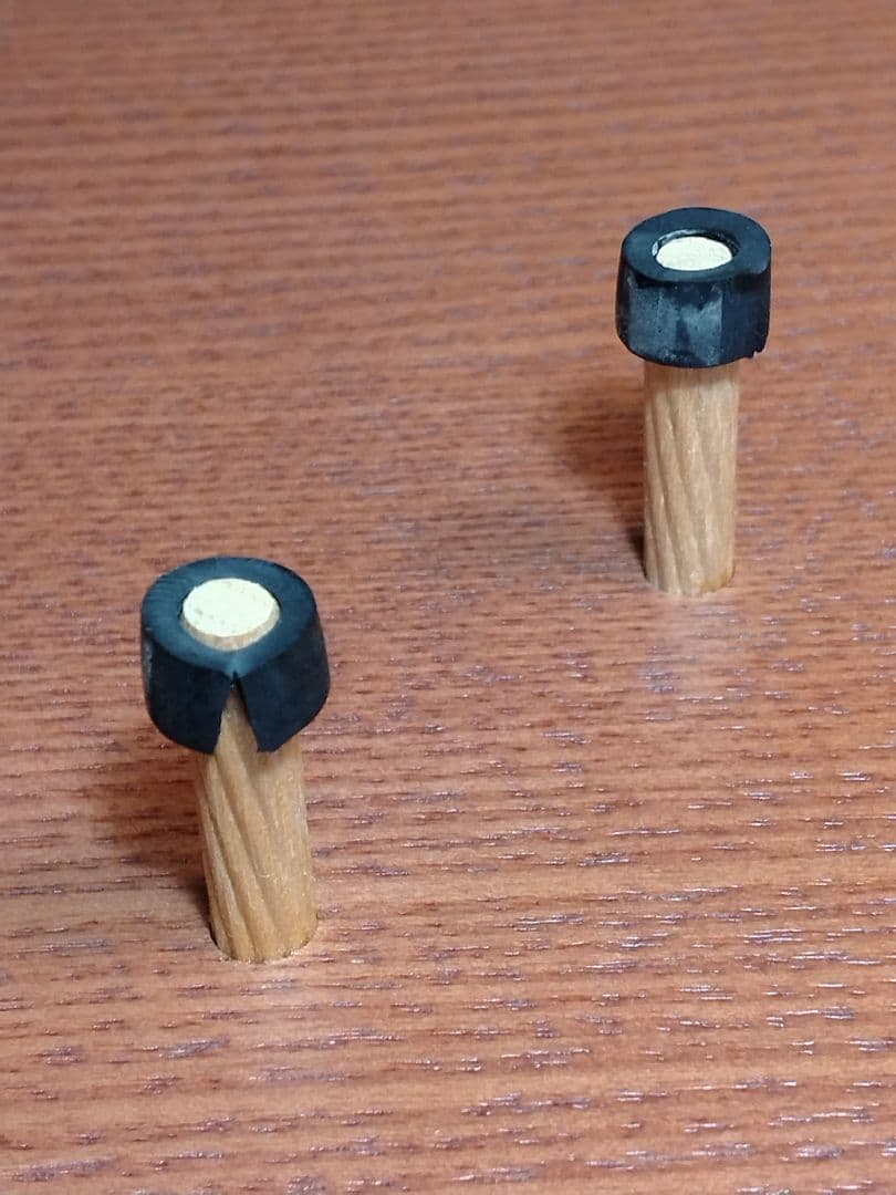 長期保管　木製ピストル ワルサーP38 ルパン三世　GRASPシリーズ　台座付き