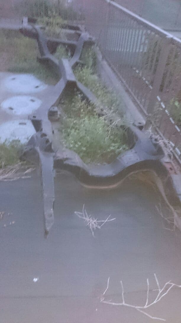 ショップ 瀬戸焼 古瀬戸染付花草文 茶壷 蓋物 蓋壷 蓋香炉 V 8382