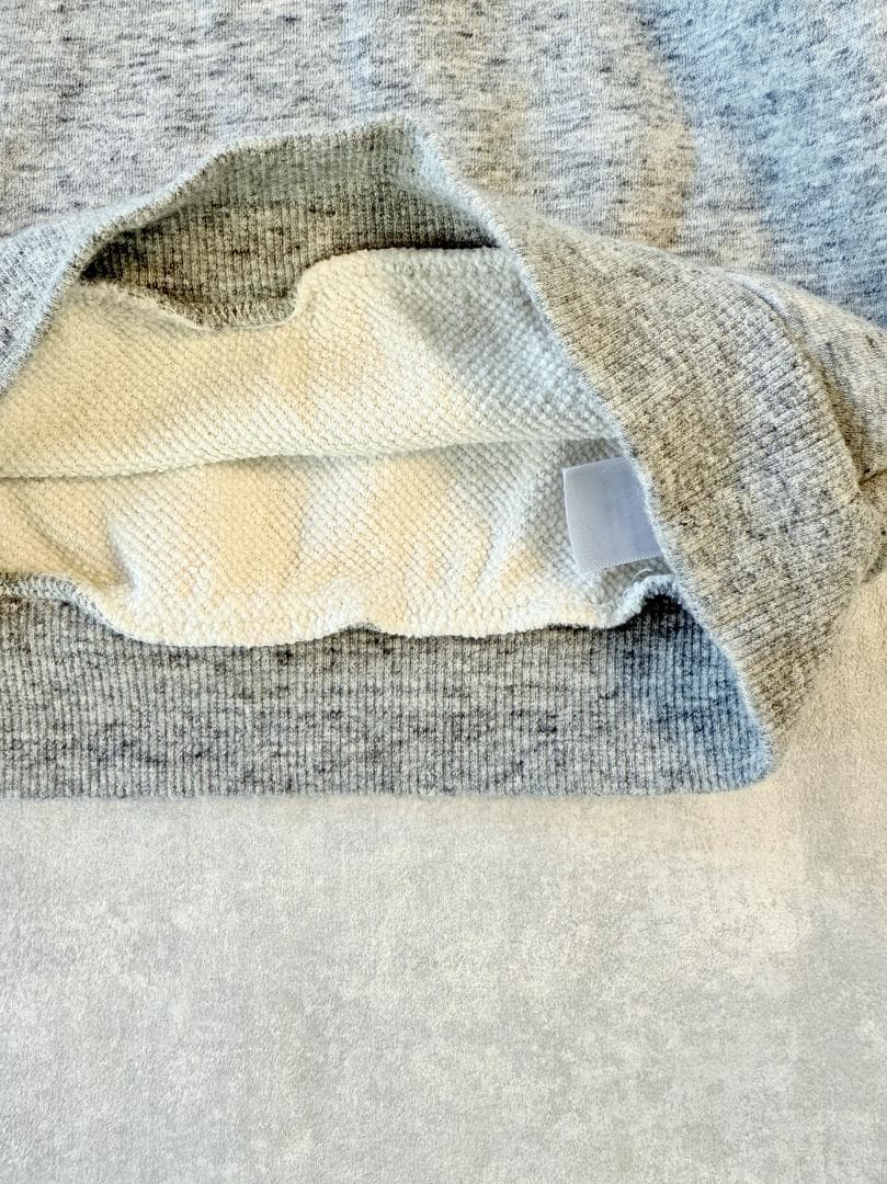 Baby Dior（ベビーディオール）スウェットトレーナー グレー 星ロゴ 36