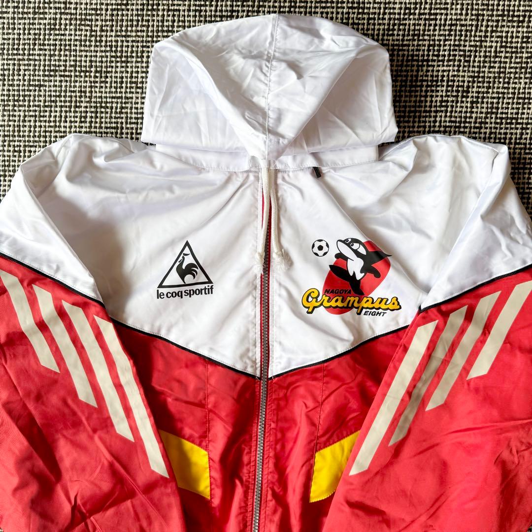 名古屋グランパスウィンドブレーカー