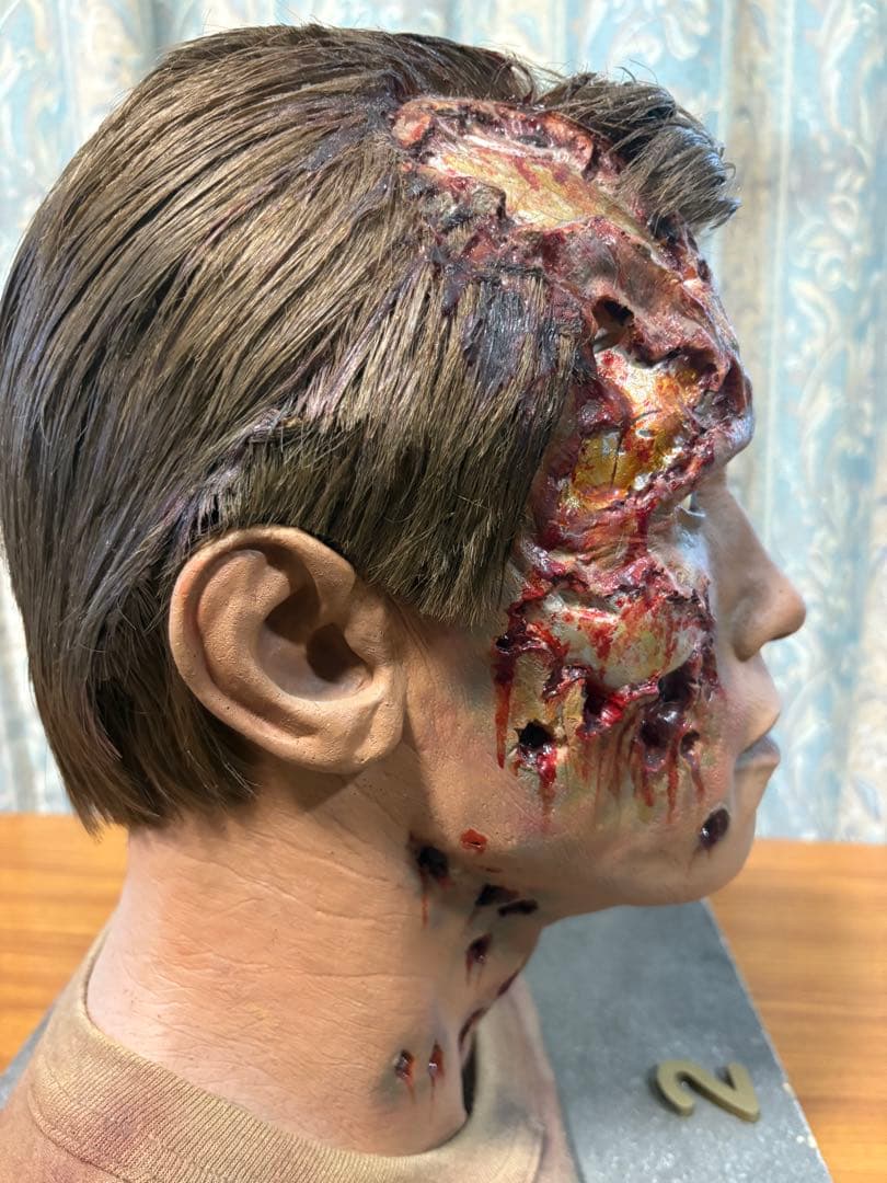 T2 ターミネーター　アーノルド・シュワルツェネッガー　ライフサイズバスト