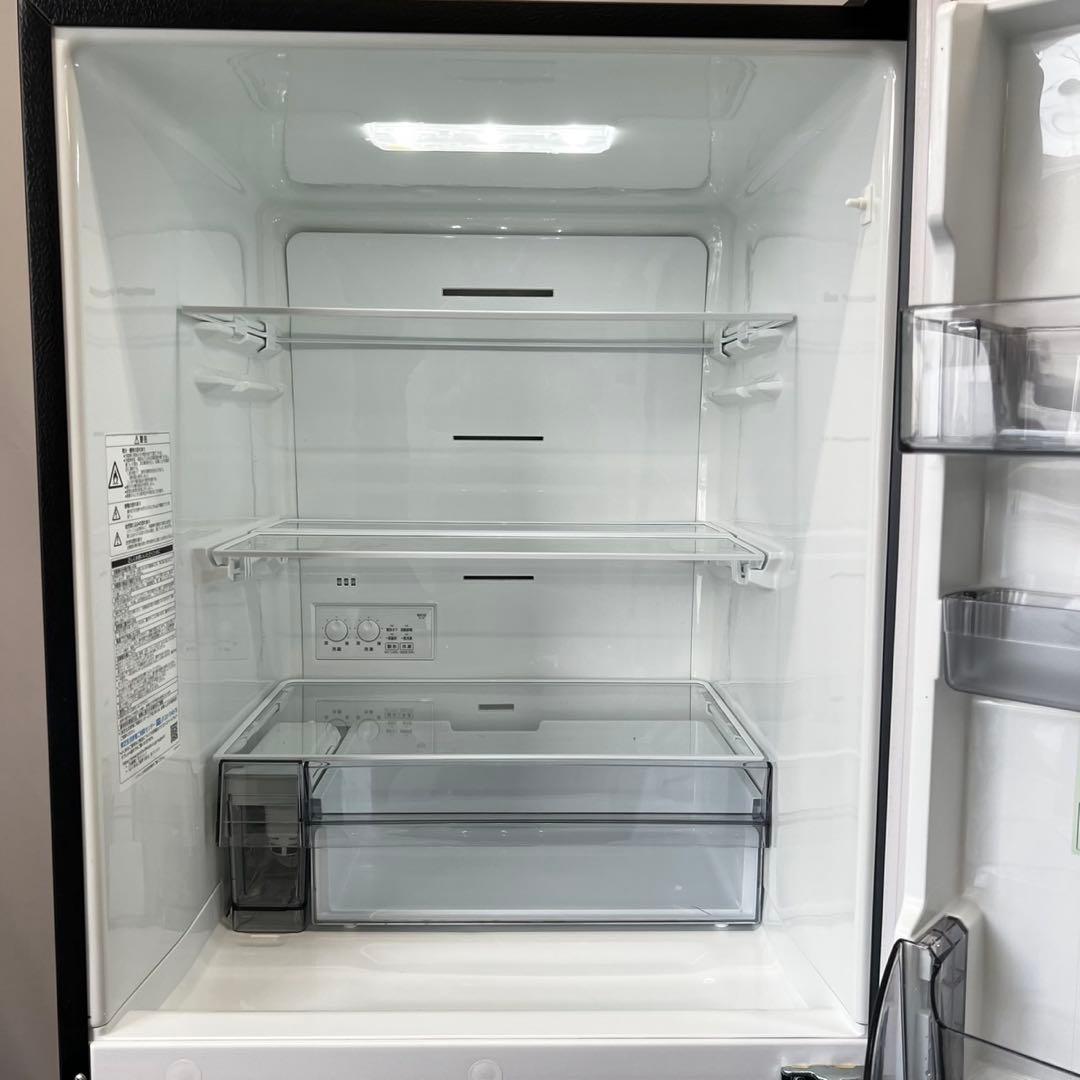 762⭕️設置無料 冷蔵庫 東芝 大型 300-400ℓ 安い 中古 黒 22年 - メルカリ