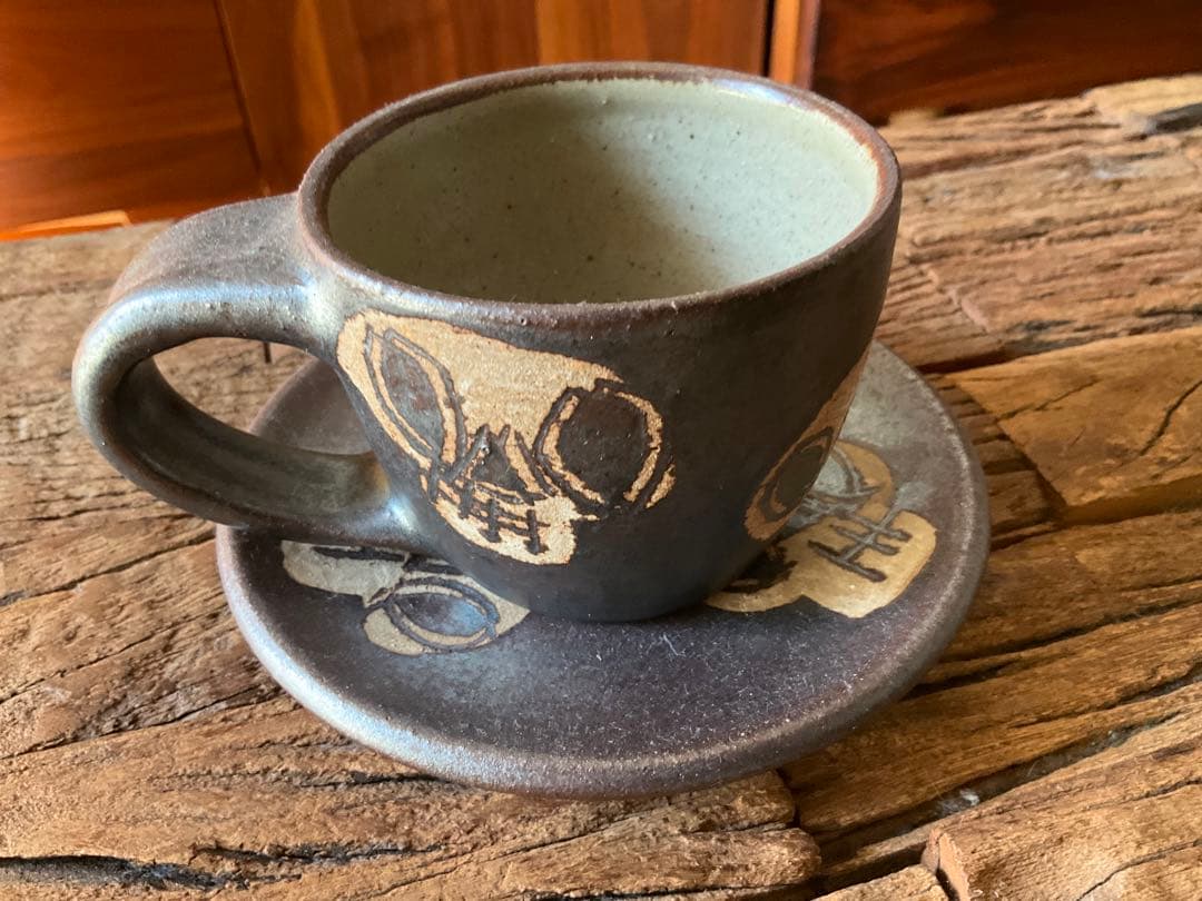 本日のみ値下】工房十鶴 やちむんドクロ柄 カップ&ソーサー&小皿