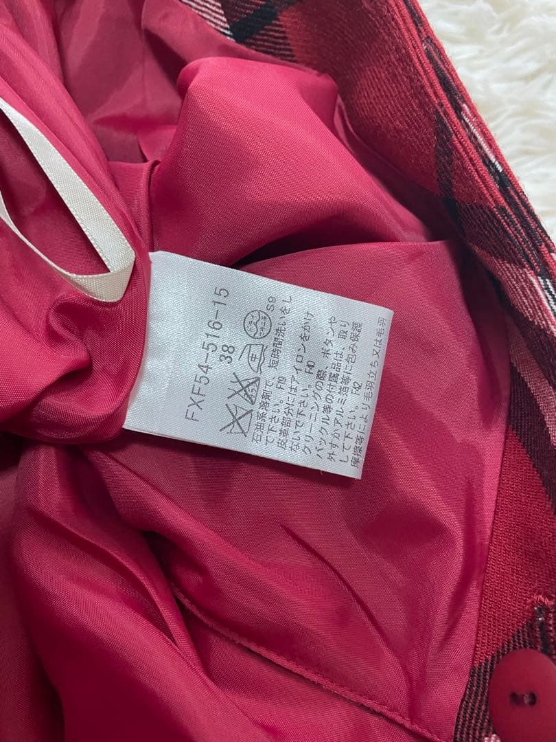 バーバリーブルーレーベル赤チェックベルト付き巻きスカート