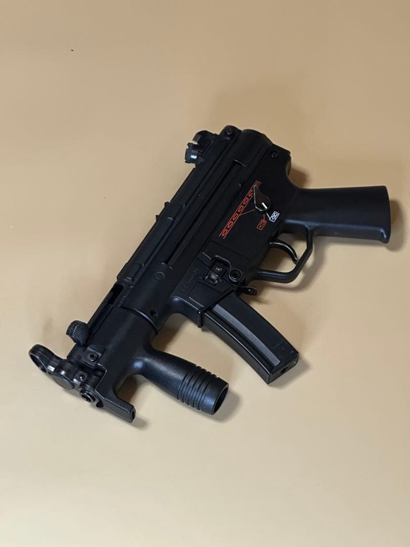 【秋風セール/美品】MP5 Kurz 電動ガン セミオート・フルオート