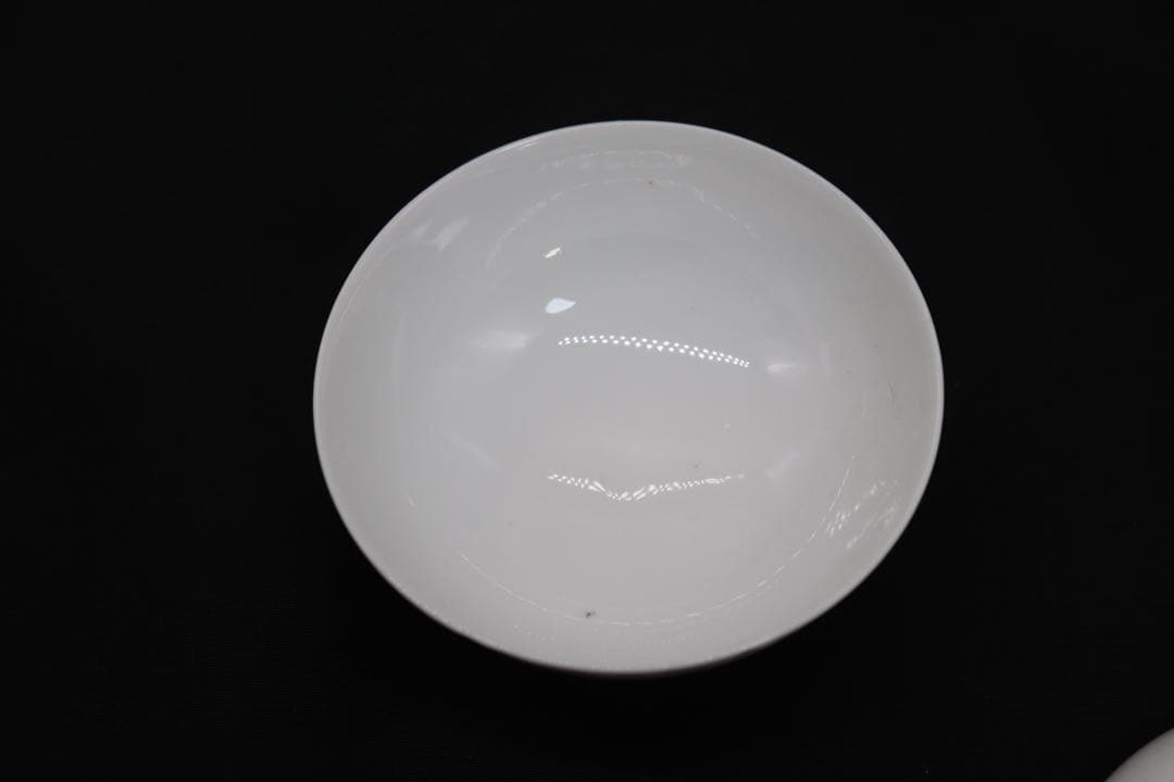 ※時代　白磁　菊紋蓋茶碗ペア　送料込み250917