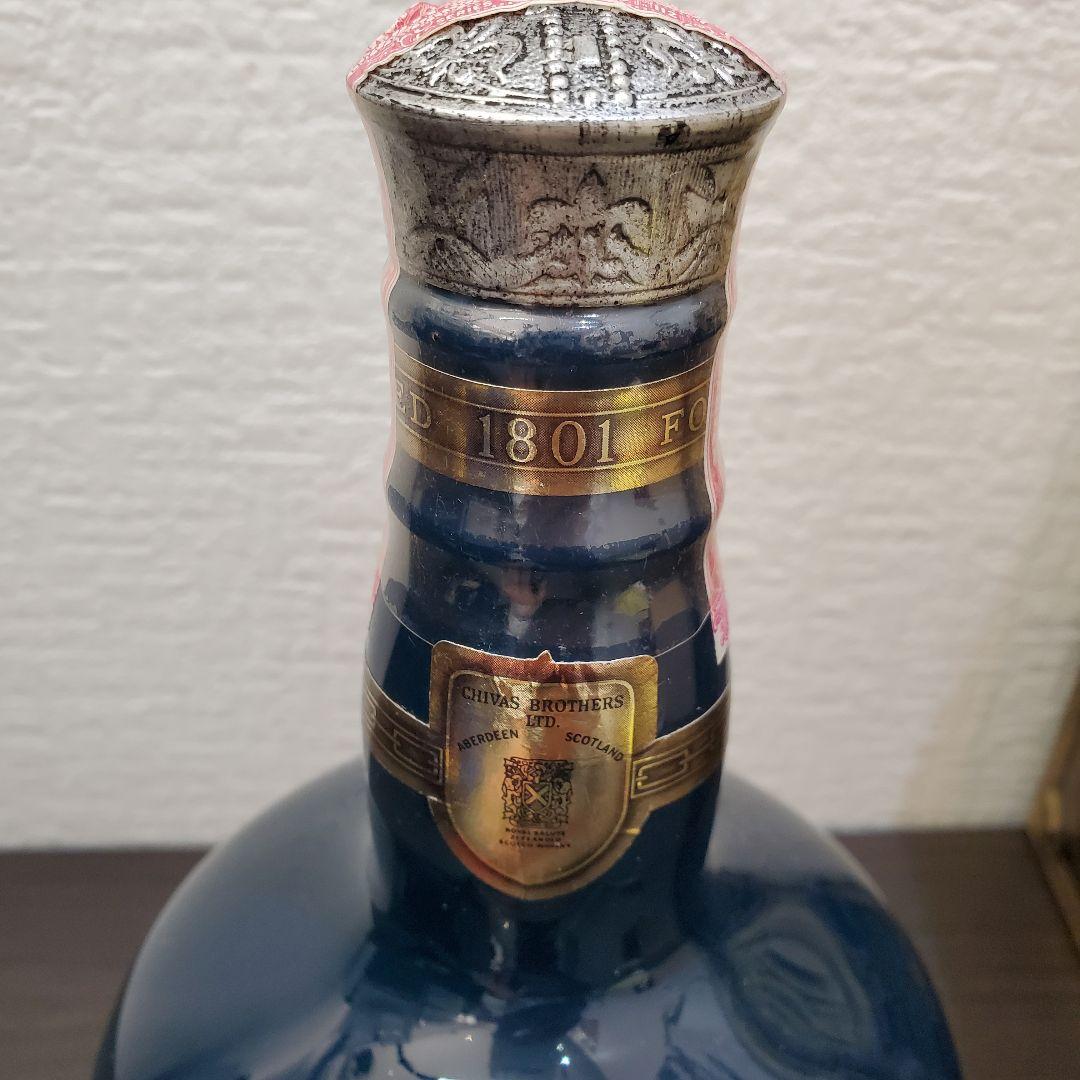 シーバスリーガル ロイヤルサルート 21年 青 陶器ボトル 未開栓 古酒
