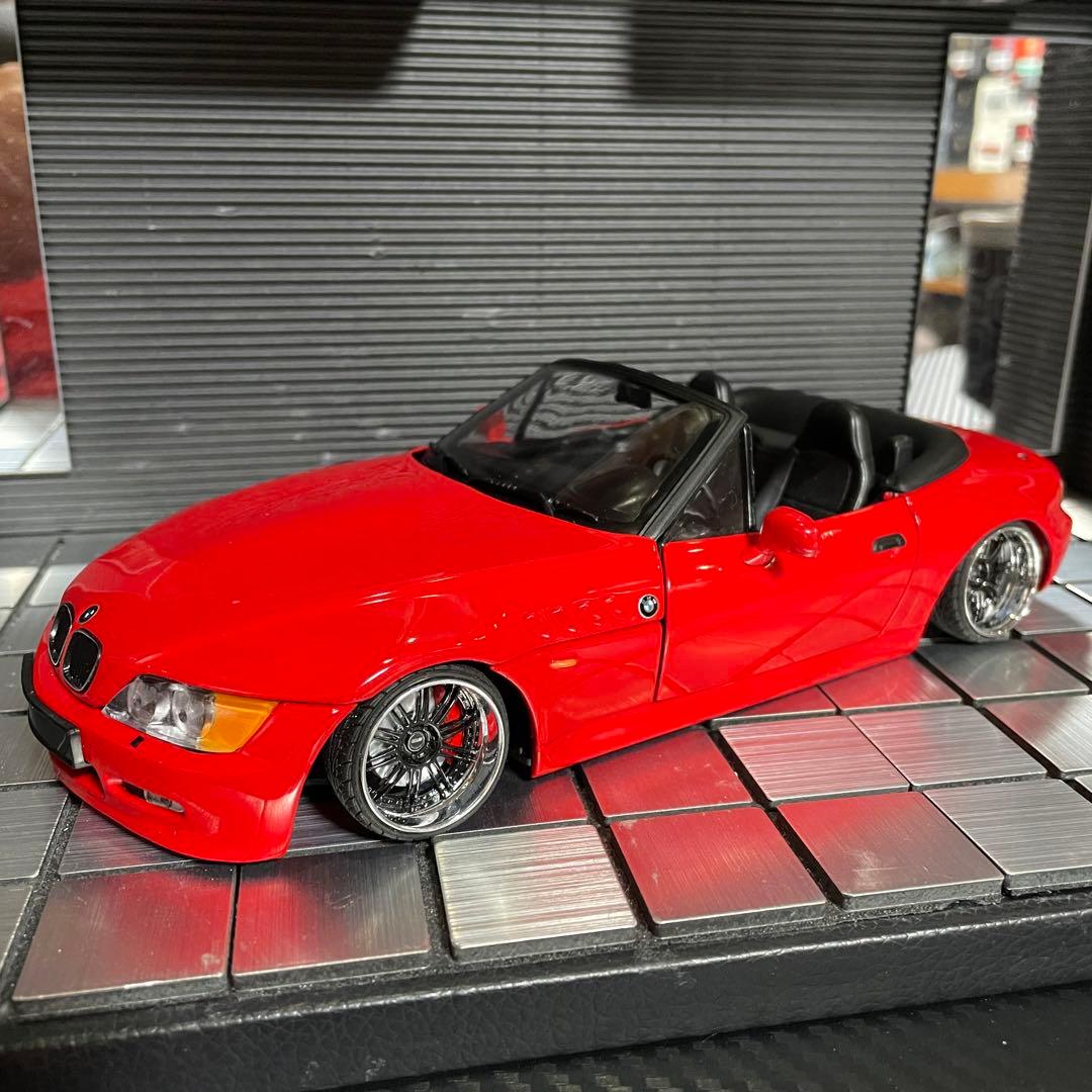 UTモデル 1/18 BMW Z3 ロードスター（カスタム仕様)