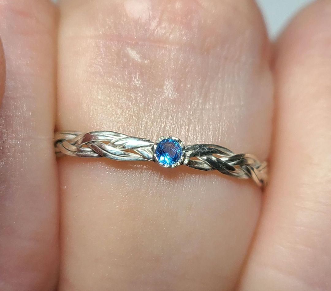 鮮やかなビビッドブルー☆ドイツアウイナイトリングSV編み込み☆