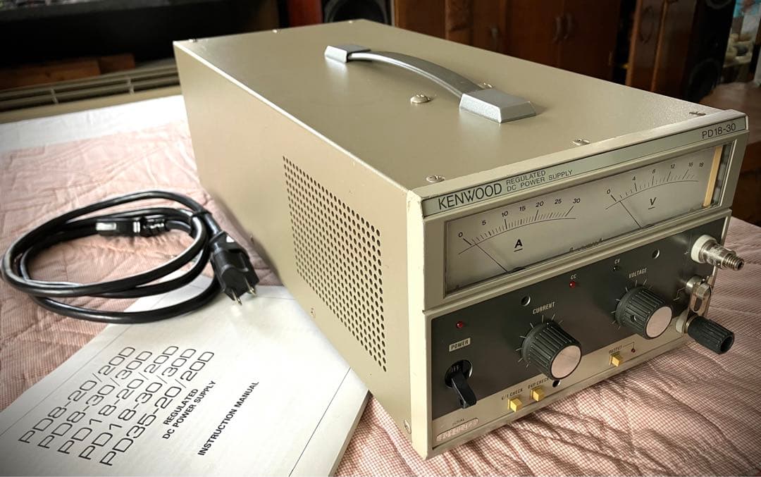 週末特別価格：KENWOOD 18V/30A 定電圧・定電流電源 PD18-30