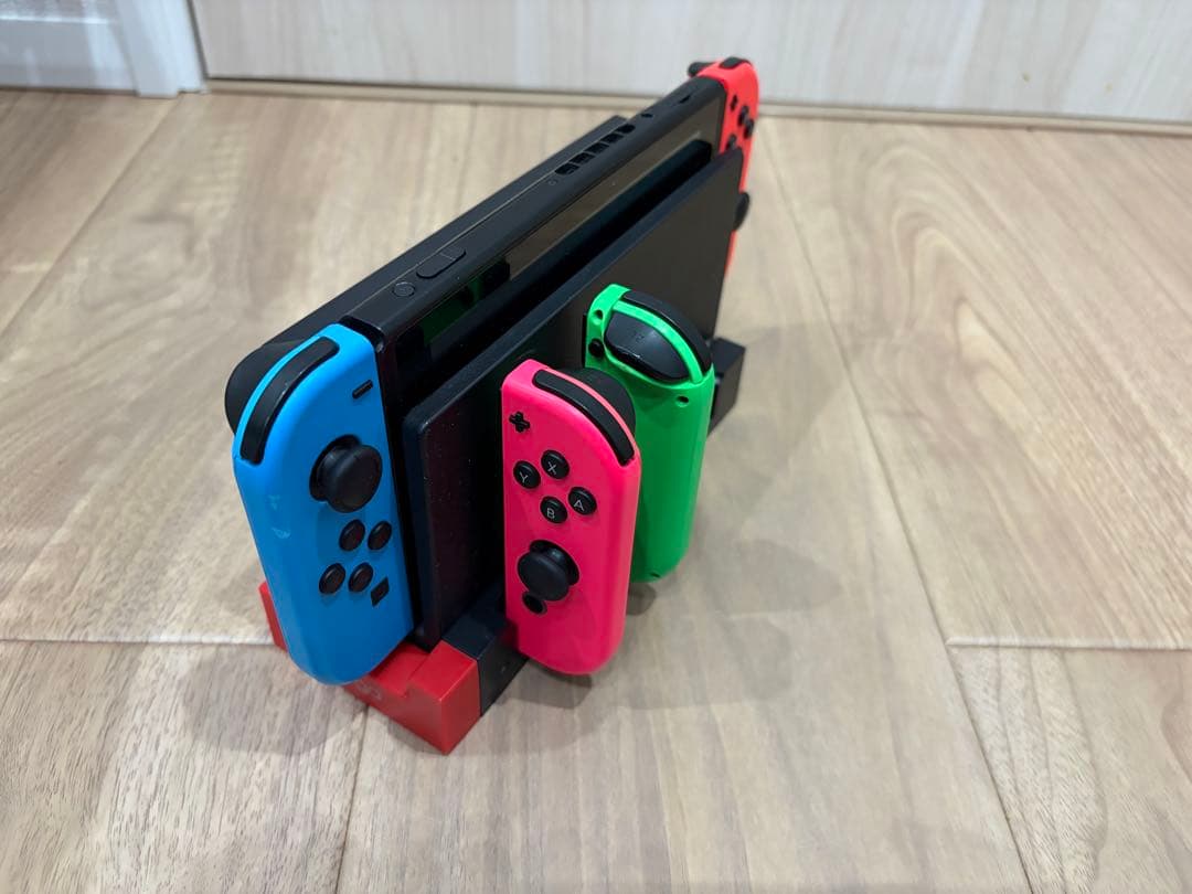 Nintendo Switch 本体 カラフルJoy-Con付き