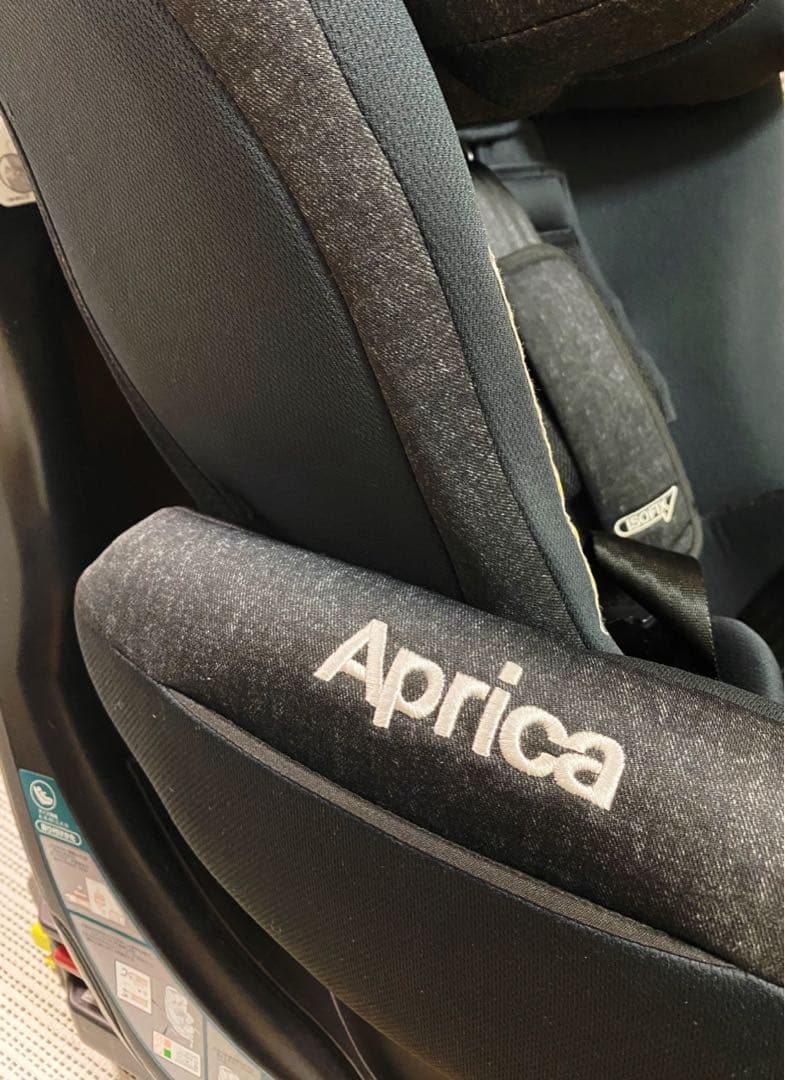 アップリカISOFIX 車用チャイルドシート