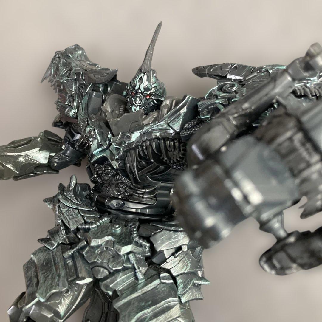 値下げ中　SS-07 グリムロック トランスフォーマー　スタジオシリーズ