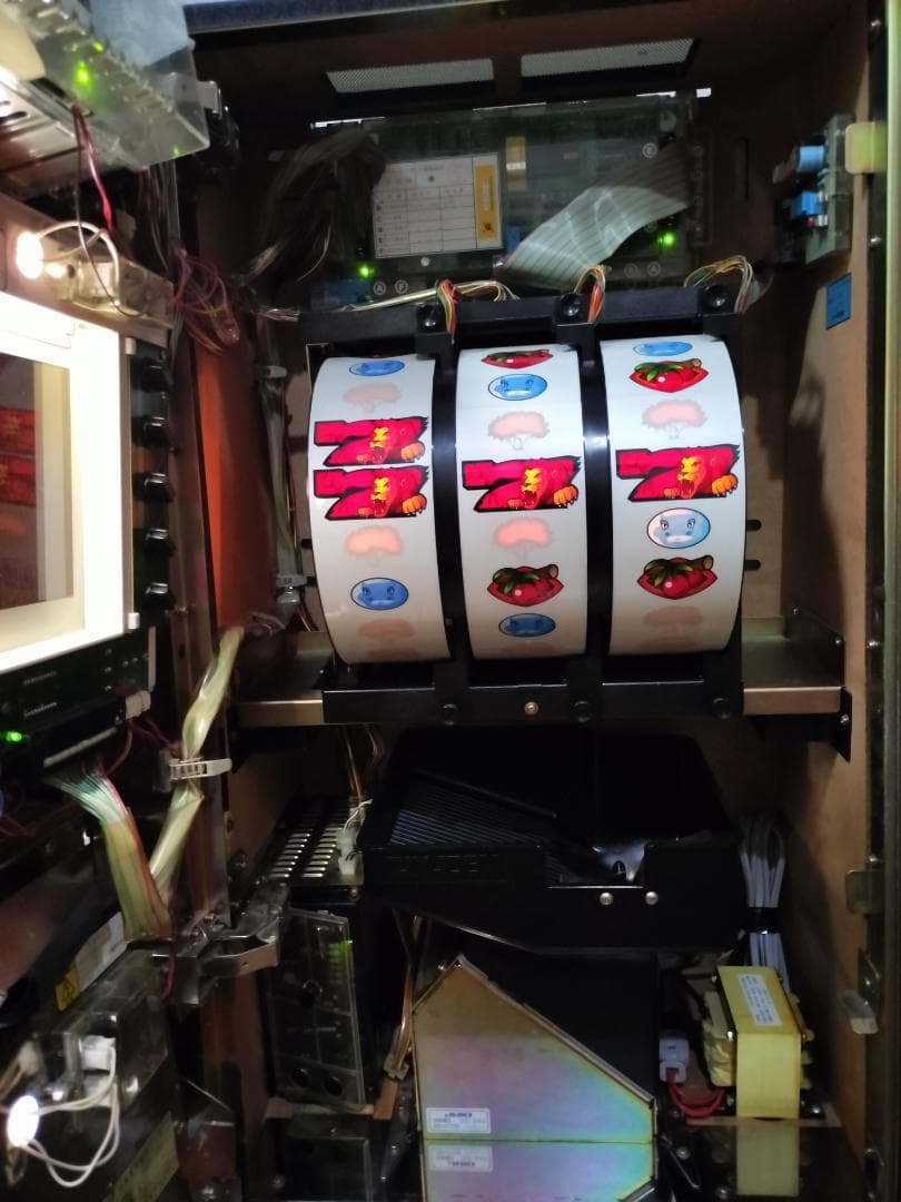 パチスロ実機】サミー☆猛獣王S【オートプレイ付コイン不要機付】4号機・