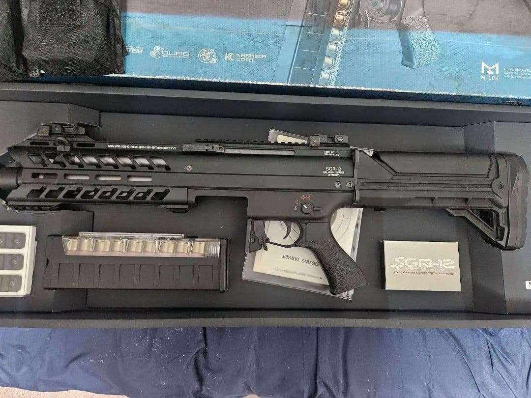 極美品 東京マルイ SGR-12 スペアマグ付き 外箱傷みあり