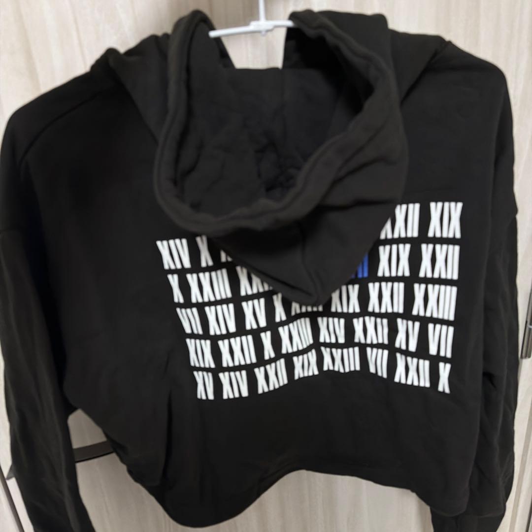 Travis Japan VIIsualパーカー - メルカリ