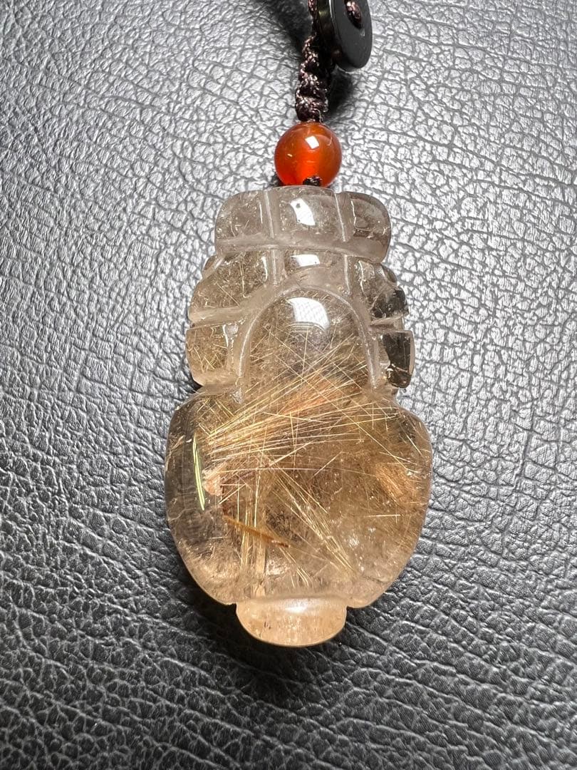 0623124  天然ルチルクォーツ貔貅ストラップ20.5*33.2ミリ 0623124 天然ルチルクォーツ貔貅ストラップ20.5*33.2ミリ