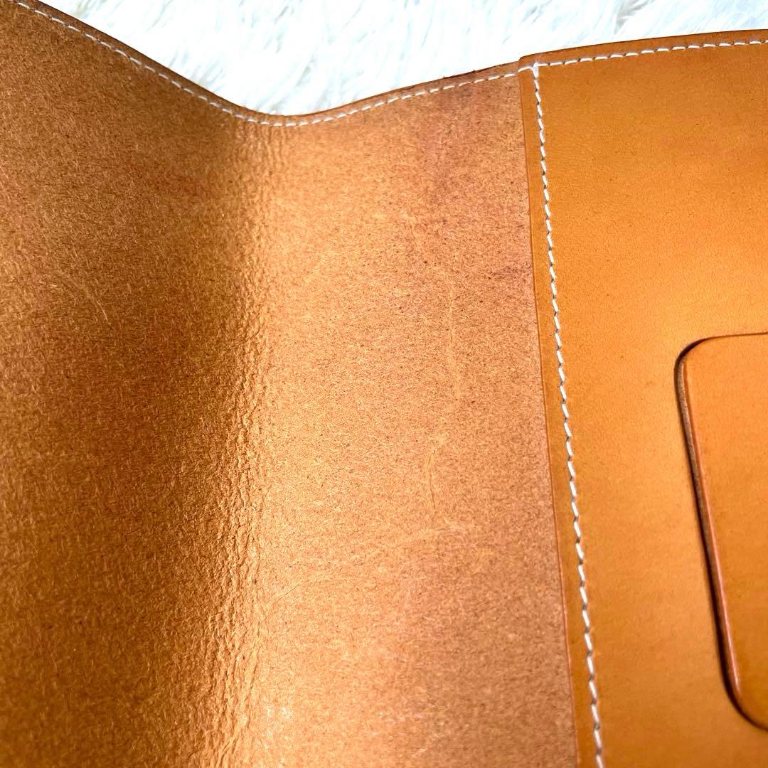 未使用級✨genten ゲンテン　カットワーク ブックカバー　牛革　文庫版