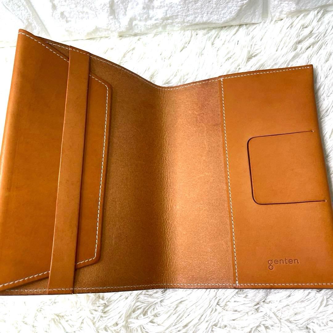 未使用級✨genten ゲンテン　カットワーク ブックカバー　牛革　文庫版