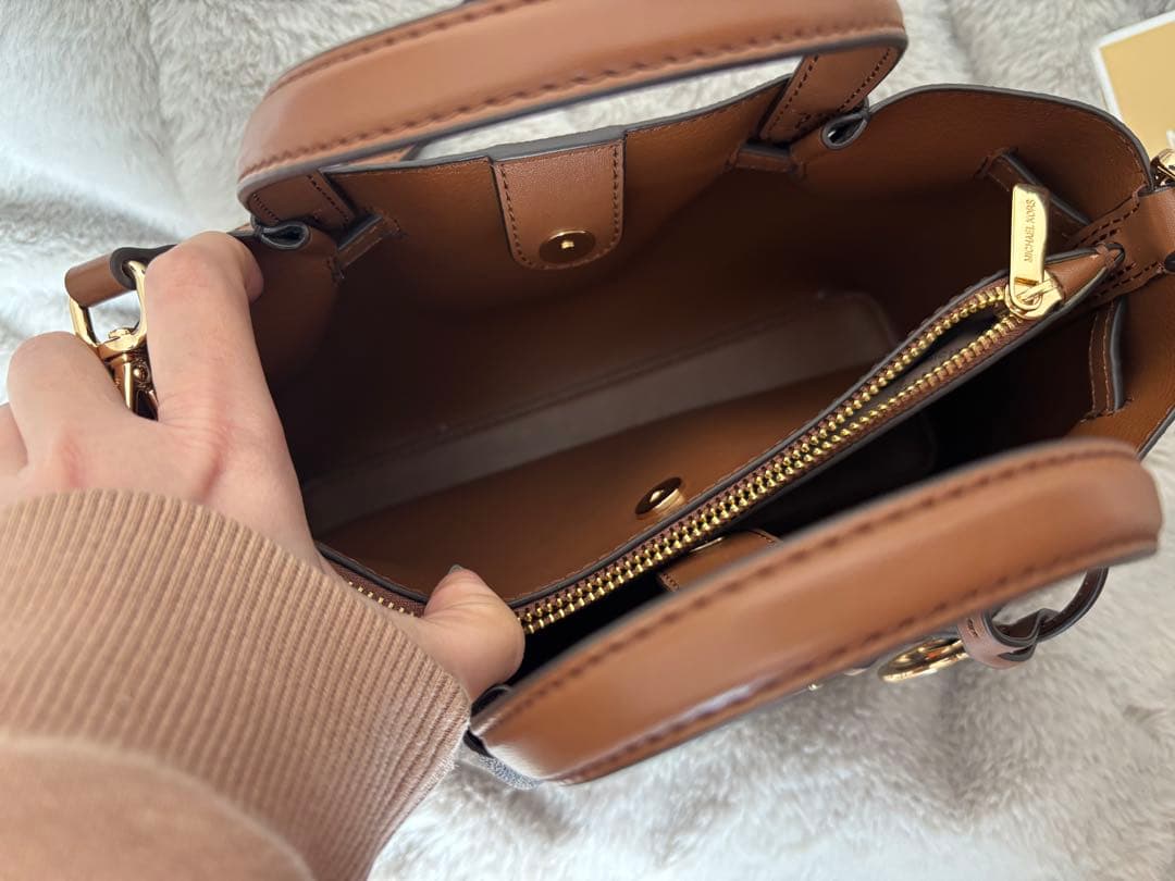 Michael Kors ブラウン ショルダーバッグ