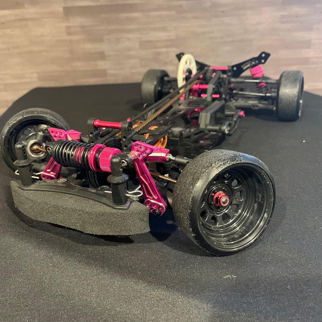 サクラ sakura d4 シャーシ、サーボ付1/10 rc ラジドリ