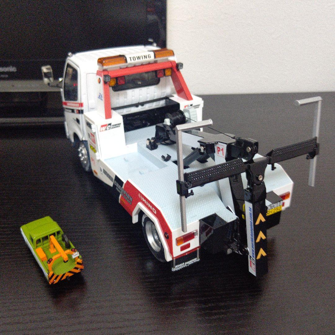 ミニカー tiny 1/18scale HINO 300