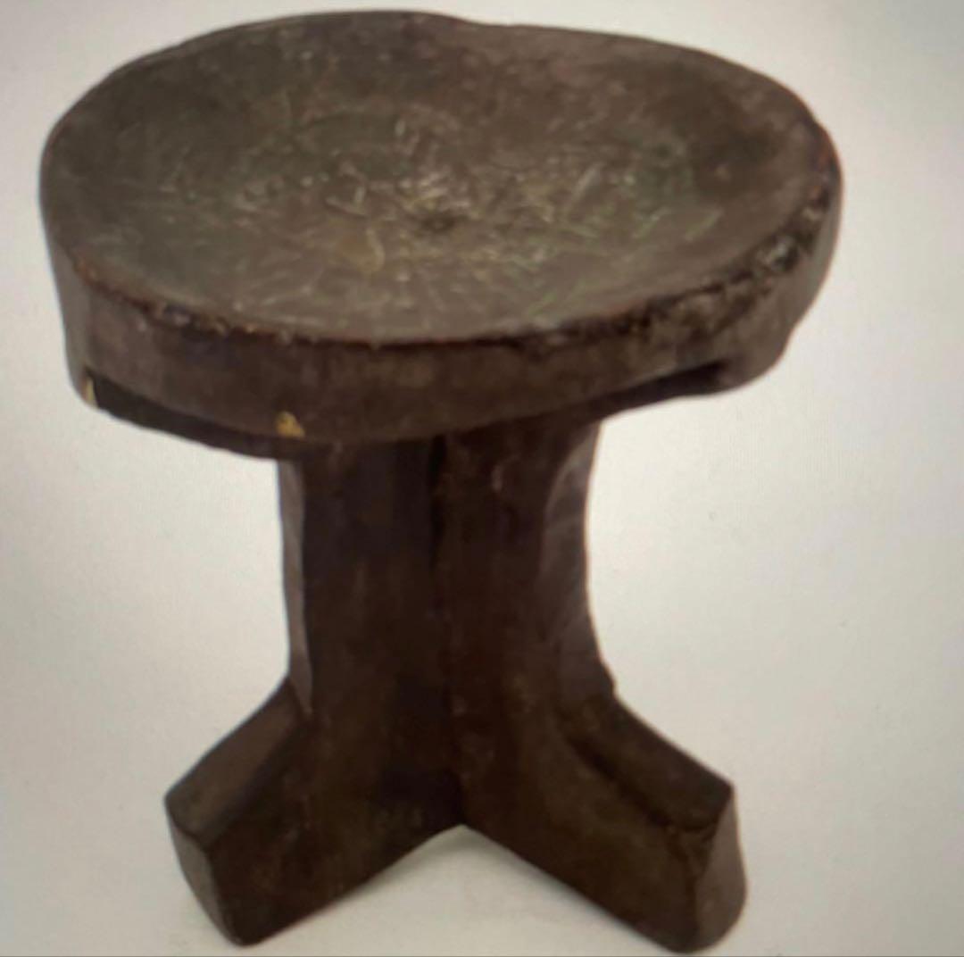 マ*ー様 <期間限定値下げ>アフリカンスツール　西アフリカ　少数民族　椅子