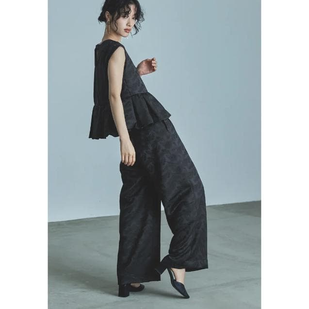 M niana ペプラムセットアップパンツドレス ブラック 成人式 結婚式