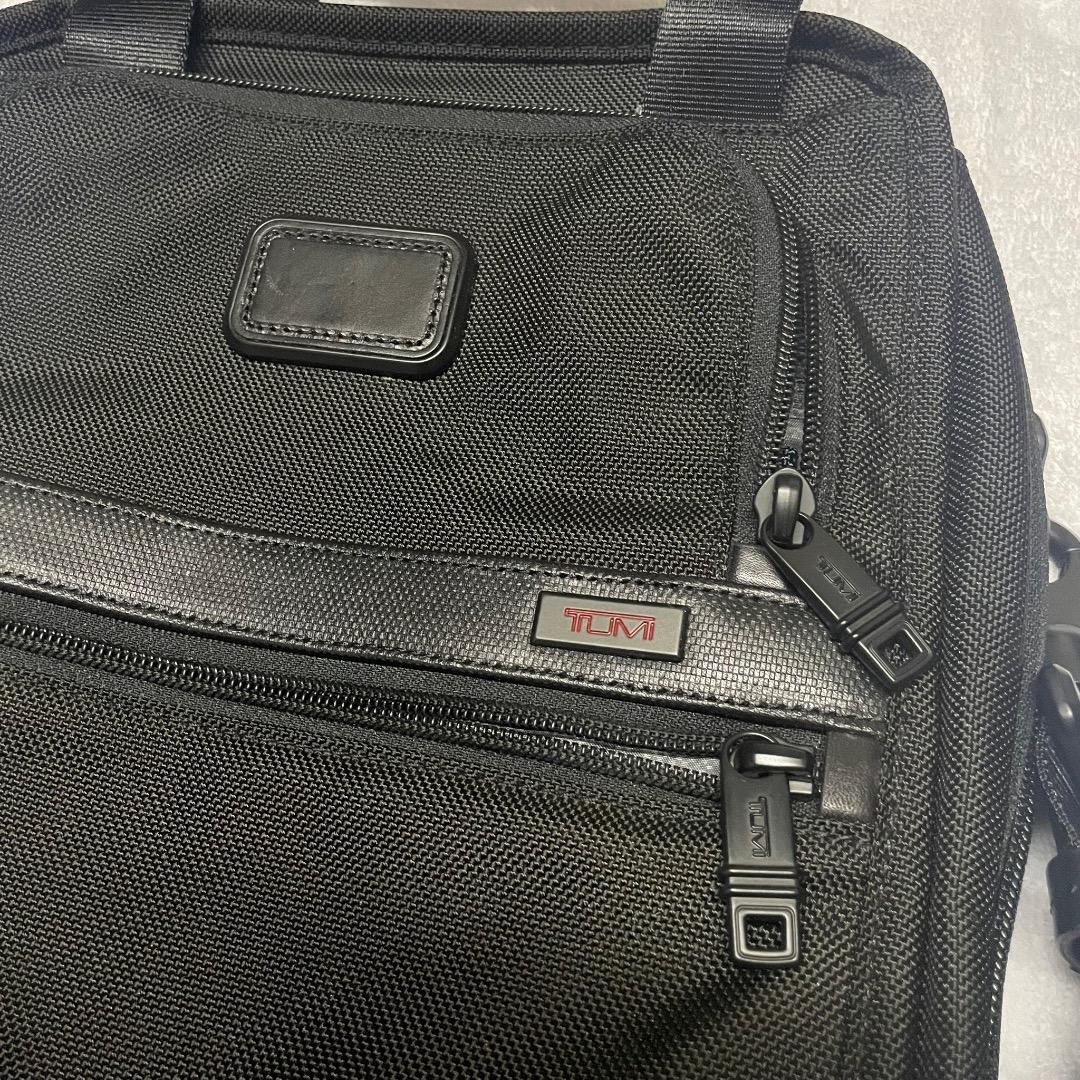【極美品】TUMI ブラック 2Way ビジネスバッグ 縦　縦長