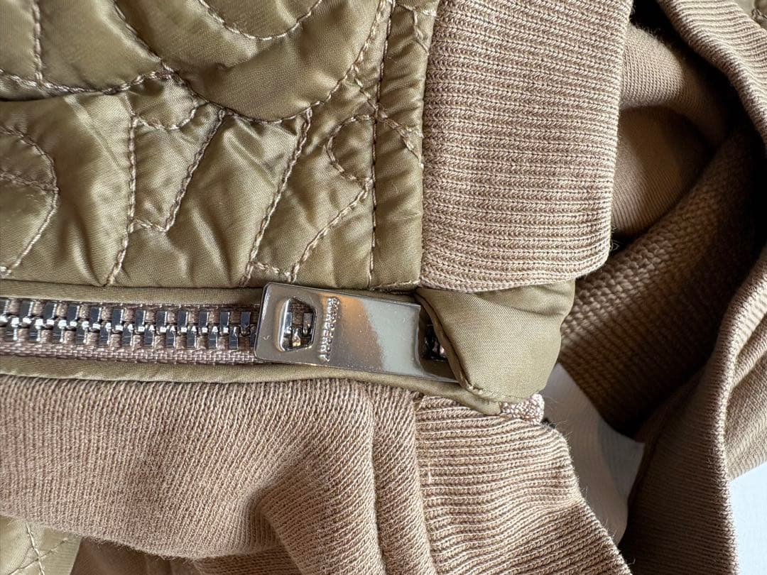 【バーバリー】Burberry キルティング トレーナー 3Y 98cm