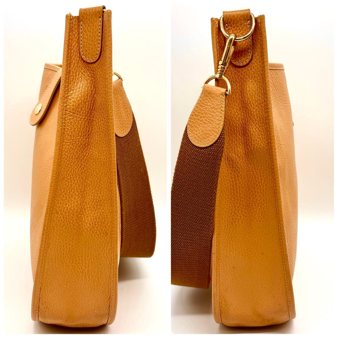 ハイクラス パンチング レザー ショルダーバッグ キャメル Hモチーフ