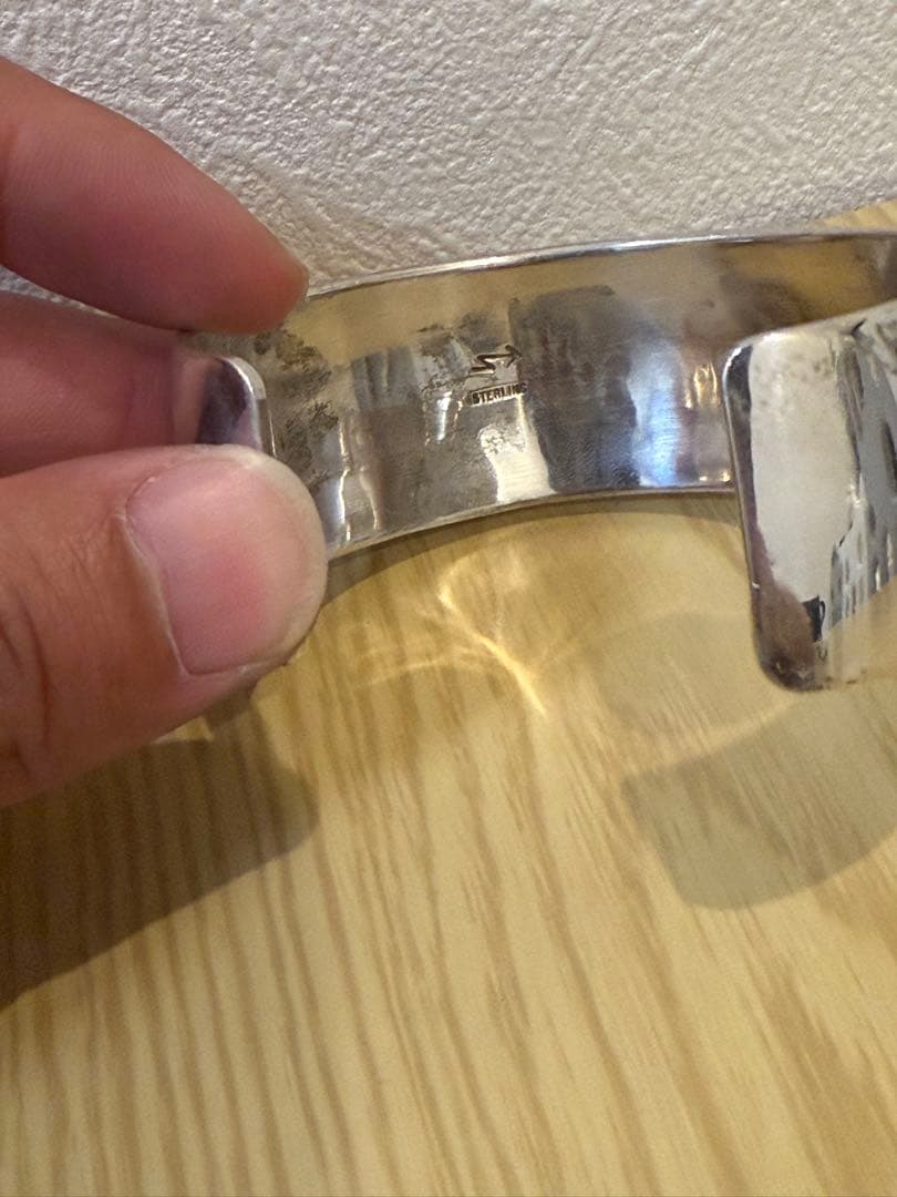 インディアンジュエリー　ホピ族　マンインザメイズバングル