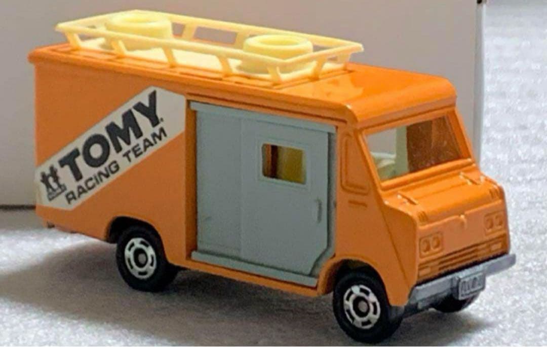 トミカ いすゞ エルフ ハイルーフ 輸出仕様