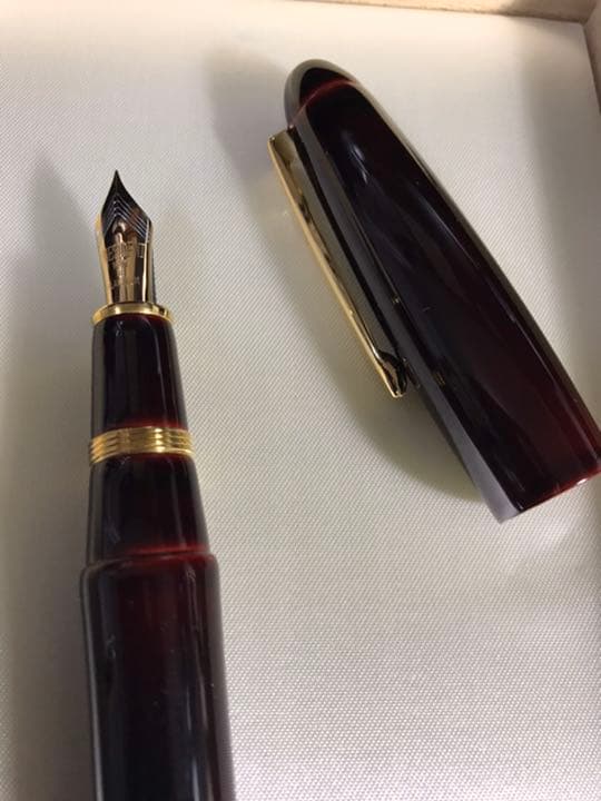 人気 プラチナ万年筆 出雲溜塗り 赤溜 細字(旧モデル) プラチナ萬年筆