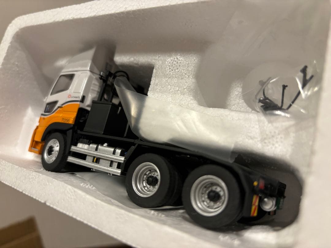 ケンクラフト　1/50 SS 6×4 ハイルーフ現行&16輪中低床トレーラ