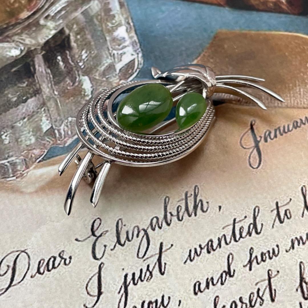 B25 美品 翡翠 ヒスイ 天然翡翠 ブローチ 天然石 お花 ヴィンテージ