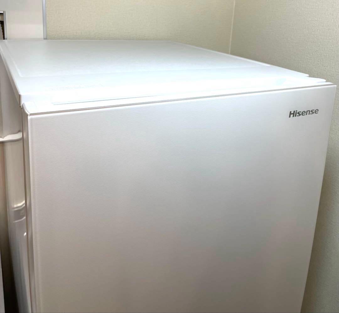 【美品】Hisense 冷蔵庫 HR-G260HW 257L 床保護プレート付
