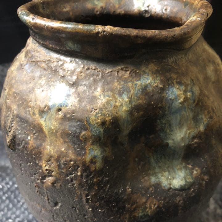 蔵からまた凄いお宝が出てきた。釉薬どろり謎の大きな壺、壷、花瓶、花道具、茶道具