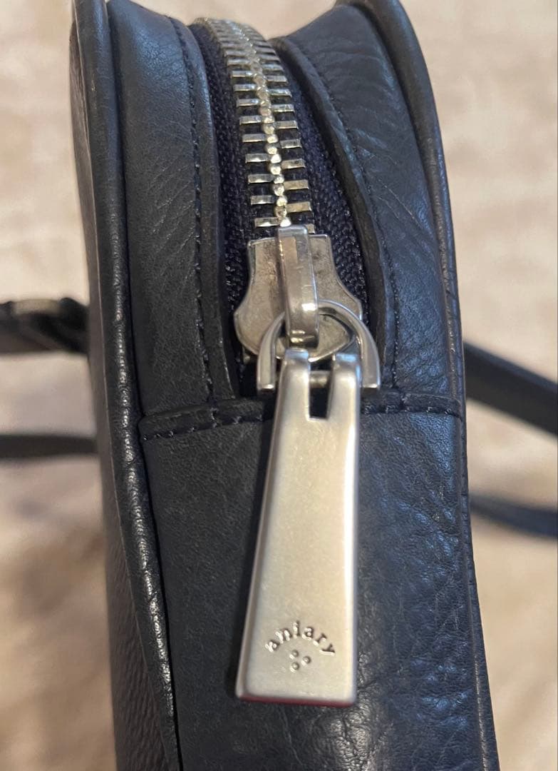 アニアリ　レザー ビジネス　トートバッグ　ネイビー