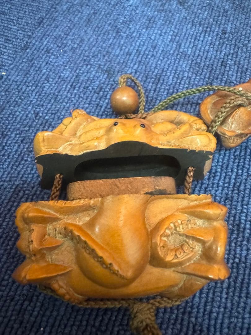 1689  蟹印籠　根付　時代物