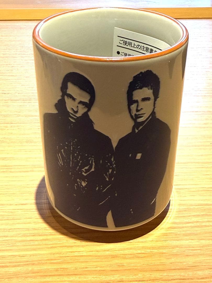 オアシス Oasis live25 湯呑み 日本限定 完売品 - メルカリ