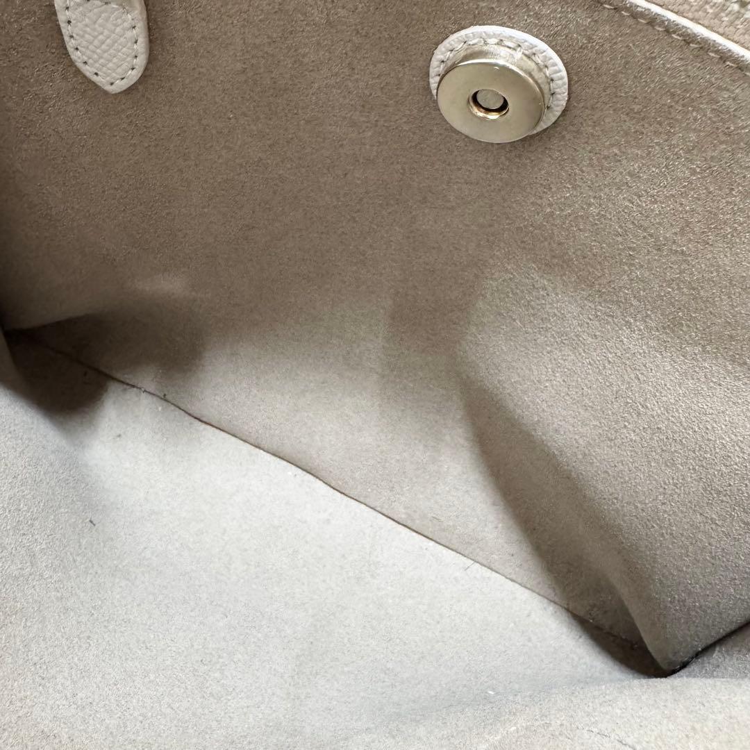 ✨保証書付き✨フルラ 現行 ヴィットリア ショルダーバッグ 現行ロゴ グレージュ