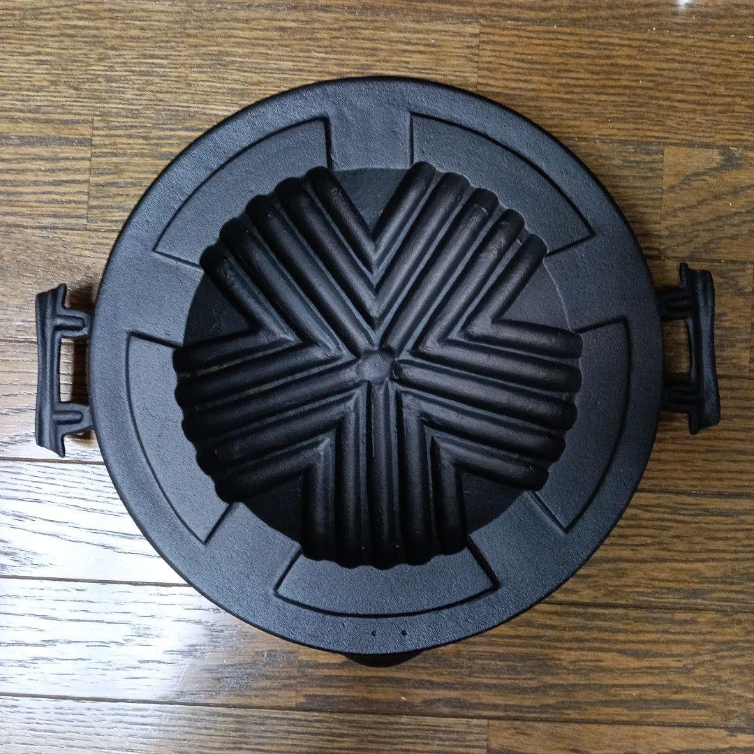 【未使用】大昔の南部鉄器　南部鉄鍋　ビンテージ　三巌堂　箱、栞、検査証付き