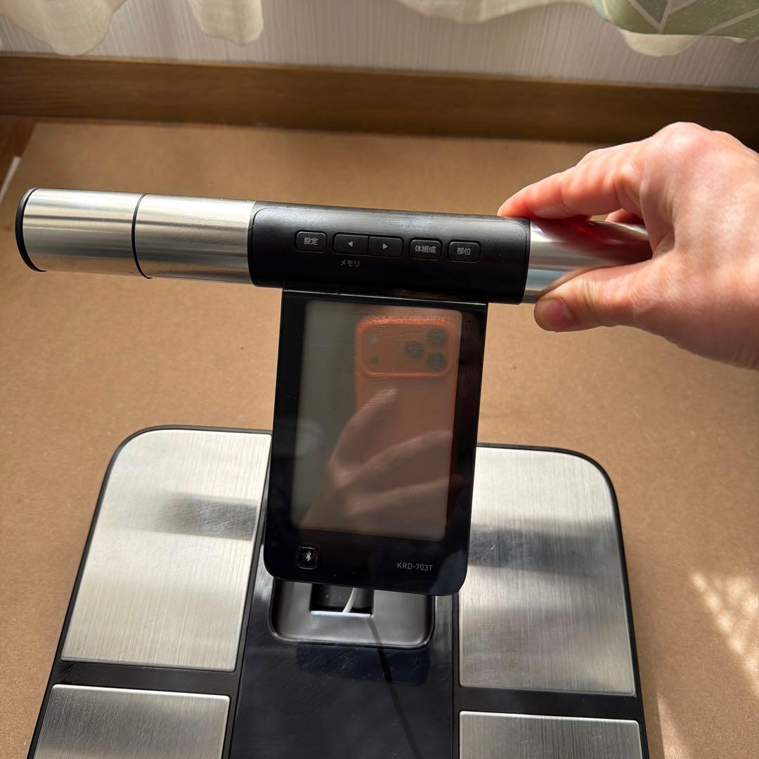 オムロン 体重 体組成計 カラダスキャン ブラック KRD-703T - メルカリ