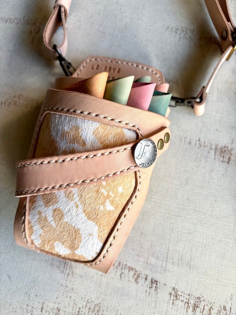 ヌメ革ナチュラルハラコカウのシザーケース