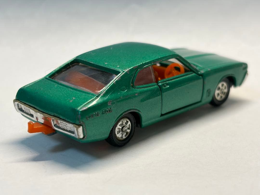 トミカ 黒箱 小田急特注 ニッサン ローレル 2000SGX 日本製 当時物