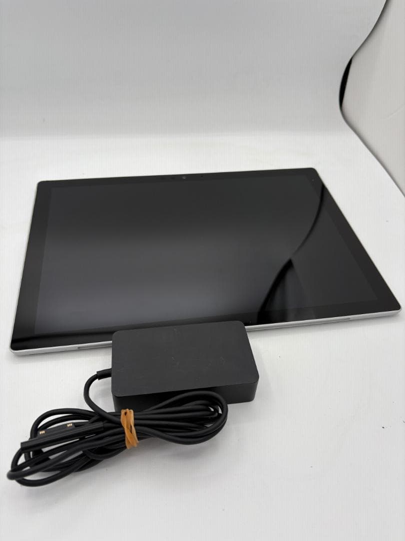 人気のレッド✨富士通 LIFEBOOK☆SSD240GB☆Core i7☆8GB