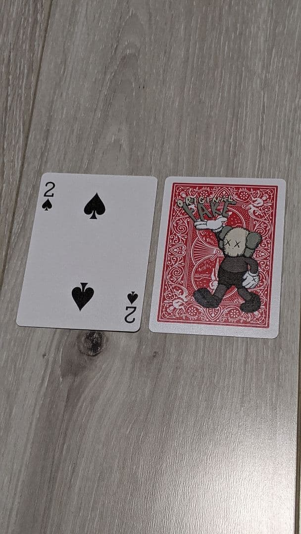 非売品】Original Fake 注文 トランプ カウズ KAWS バイスクル KAWS