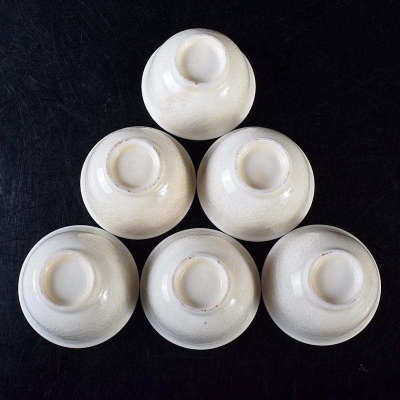 中国 徳化窯白磁 印刻 双龍文 煎茶碗 六客 V 8129E